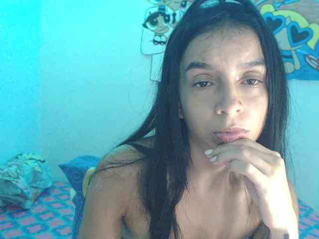 charlotehere webcam
