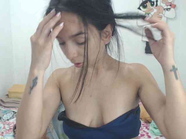 charlotehere webcam
