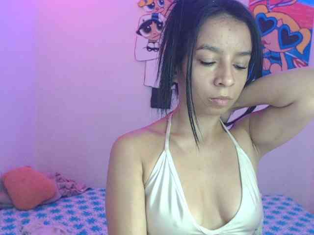 charlotehere webcam