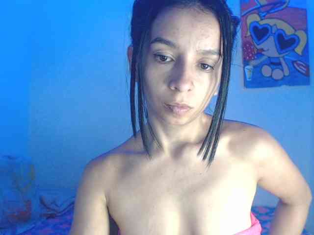 charlotehere webcam
