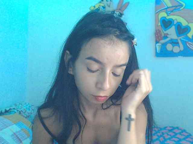 charlotehere webcam