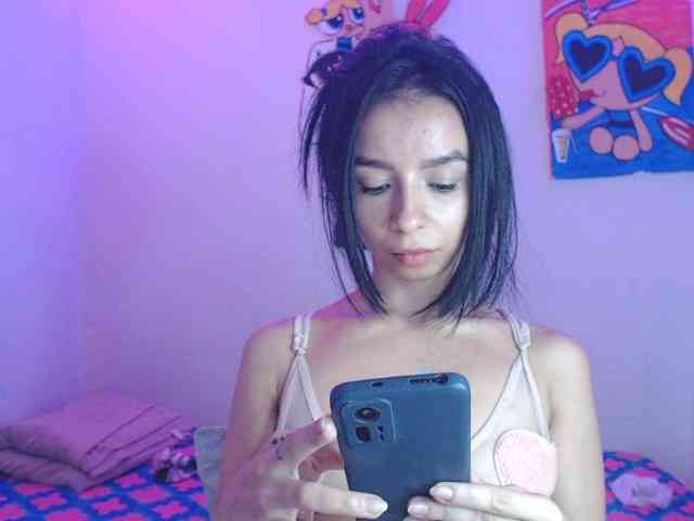 charlotehere webcam