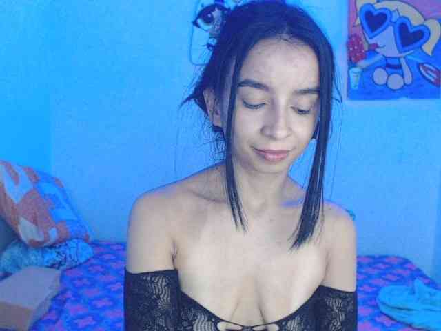 charlotehere webcam