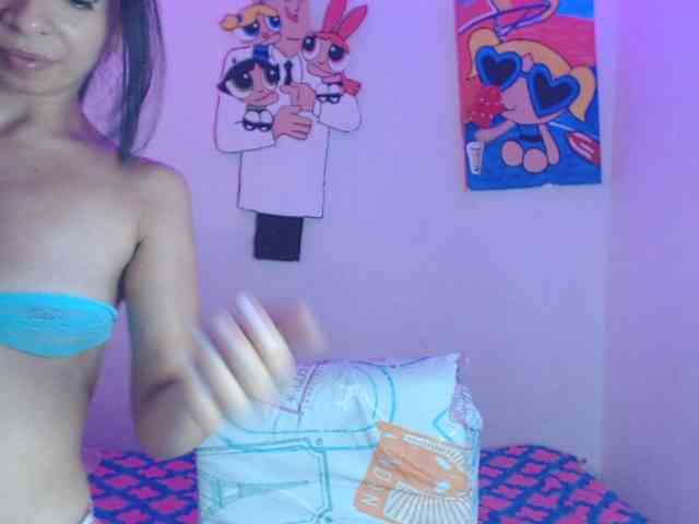charlotehere webcam