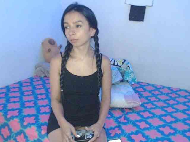 charlotehere webcam