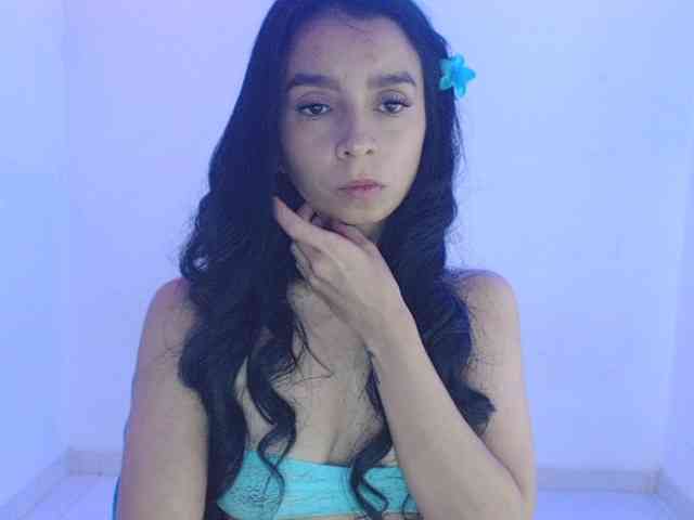charlotehere webcam