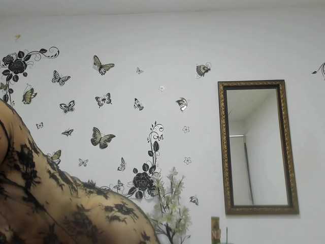 jennifersmit1's BongaCams show and profile