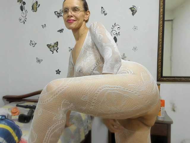 jennifersmit1 live cam on BongaCams