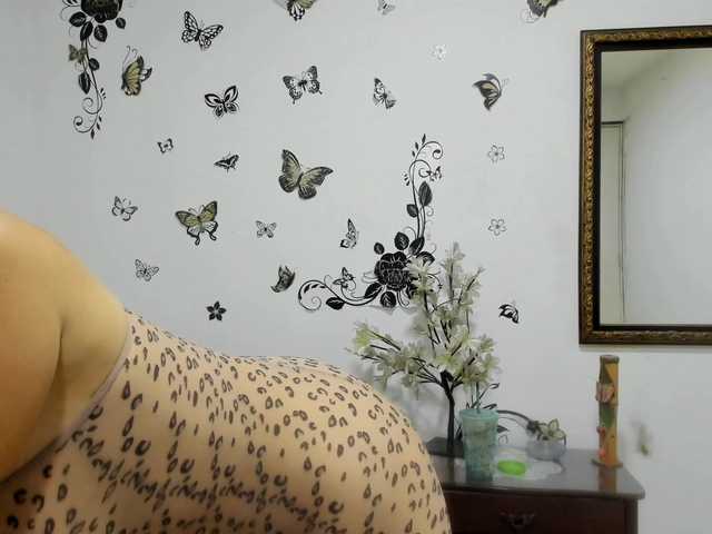 jennifersmit1 live cam on BongaCams