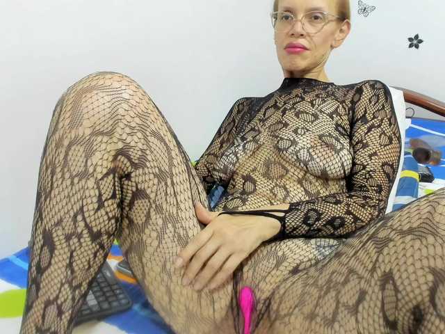 jennifersmit1 live webcam show