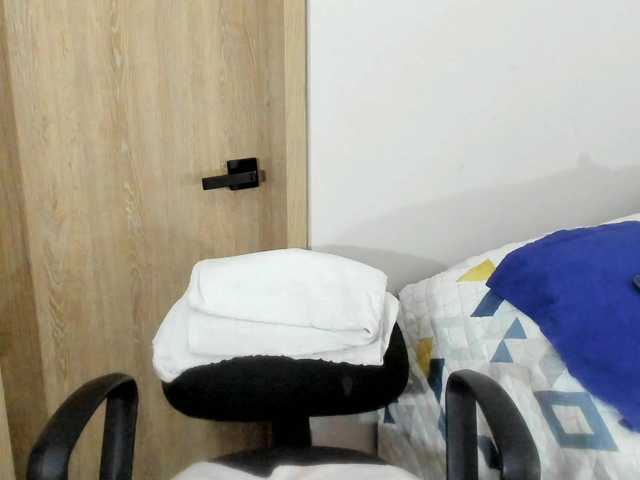 jennifersmit1 live cam preview