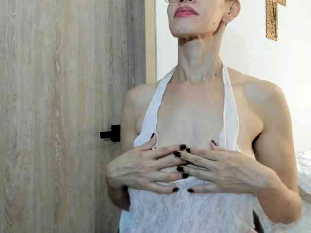 Jennifersmit1 - Girl 