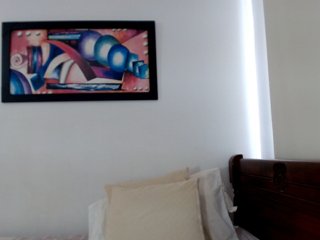 Live User Thumb