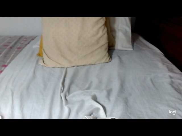 Lucypalmax webcam