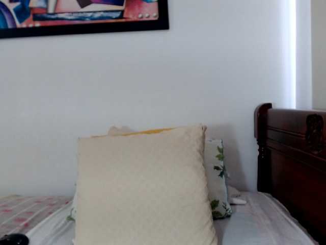 Lucypalmax live webcam show