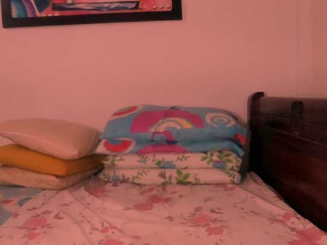 Lucypalmax's BongaCams show and profile