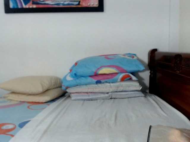 Lucypalmax, en vivo ahora en BongaCams
