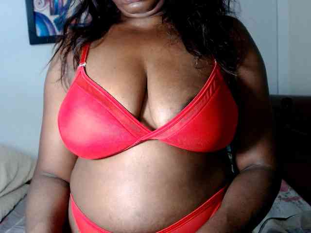 Lucypalmax webcam