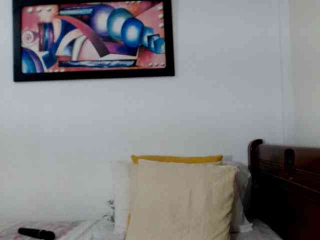 Lucypalmax webcam