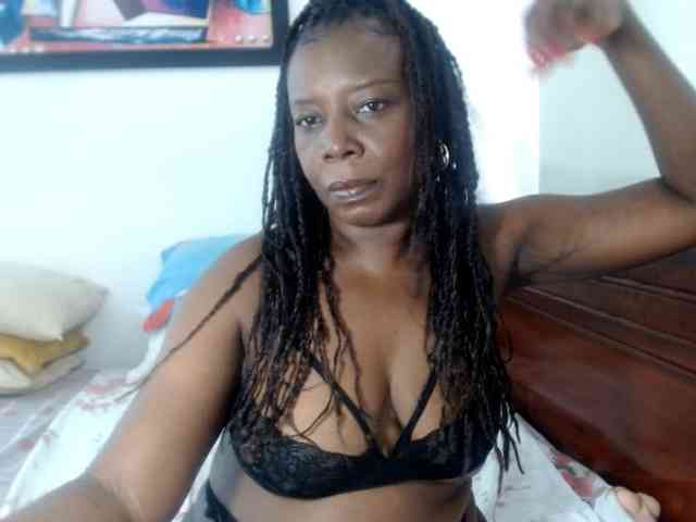 Lucypalmax