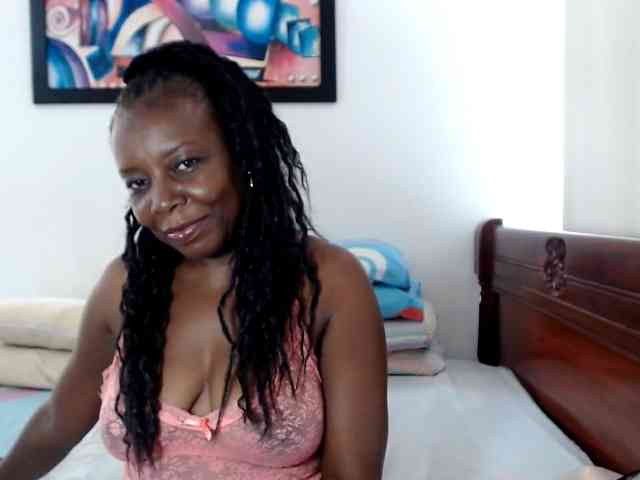 Lucypalmax