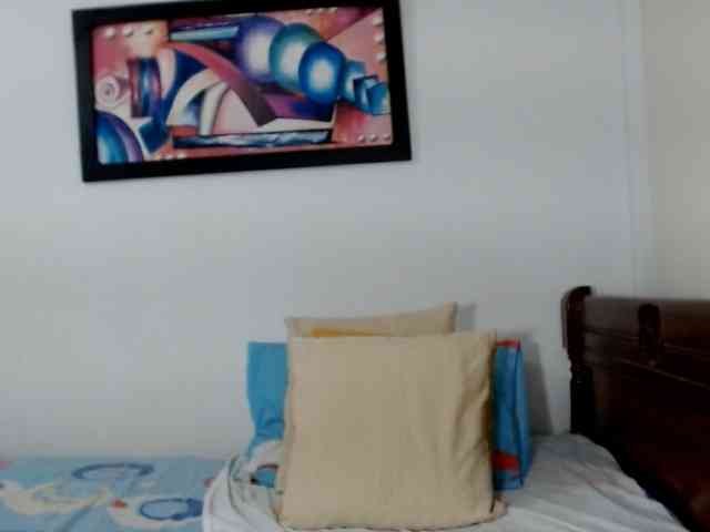 Lucypalmax webcam