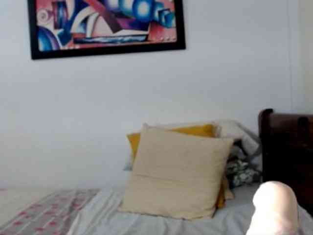 Lucypalmax webcam