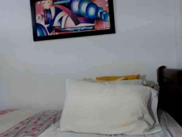 Lucypalmax webcam