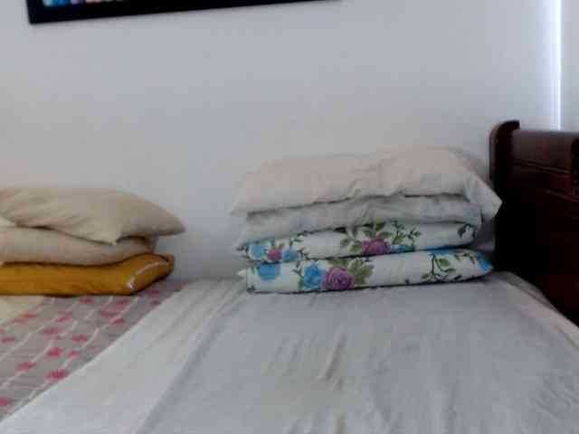 Lucypalmax webcam