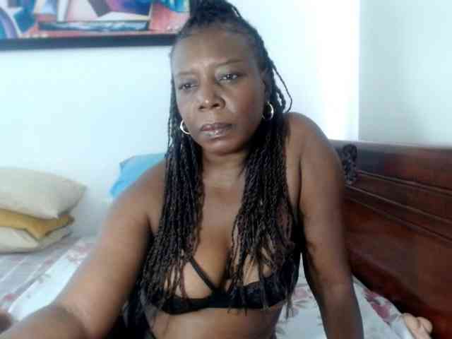 Lucypalmax