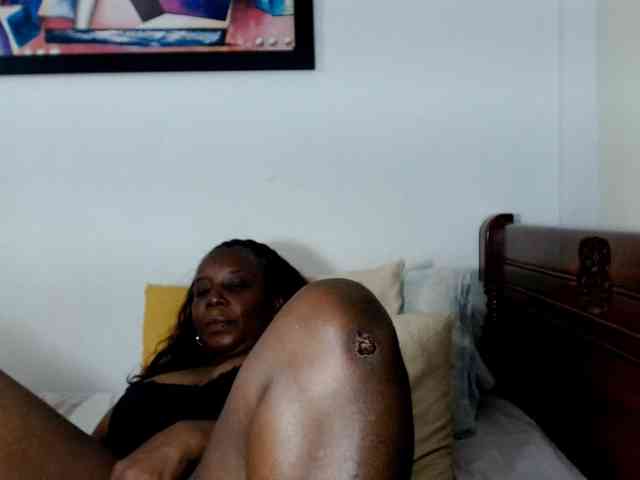 Lucypalmax webcam