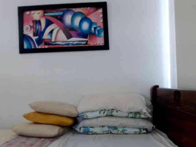 Lucypalmax webcam