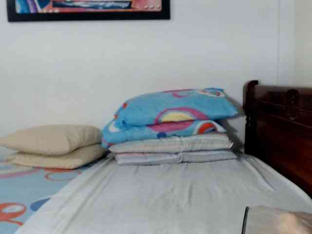 Lucypalmax webcam