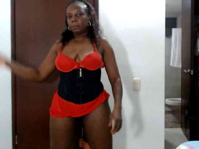Lucypalmax webcam