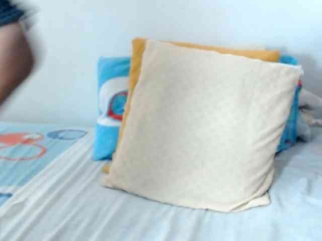 Lucypalmax webcam