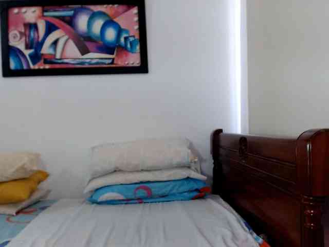 Lucypalmax webcam