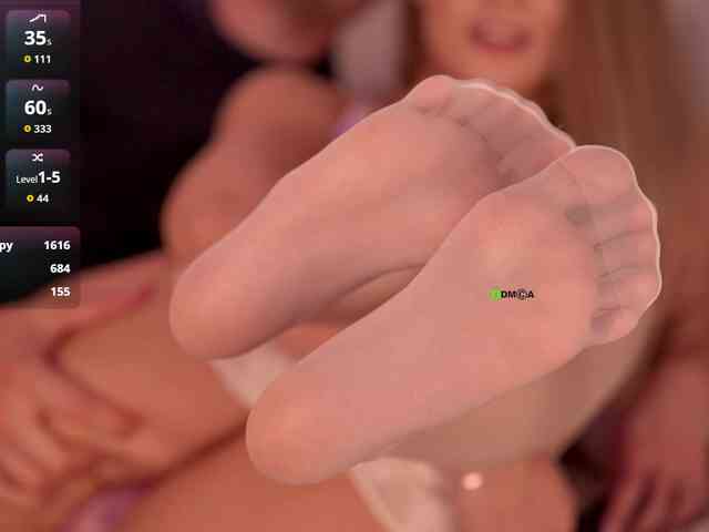 EllieMoore_HardKotik webcam