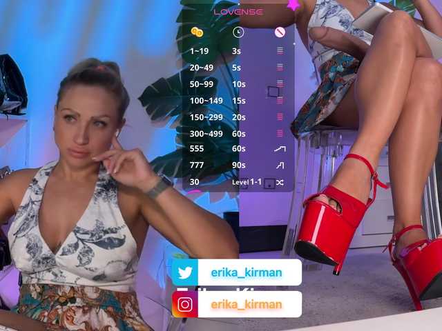 HomePussy1 live cam on BongaCams