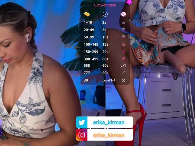 HomePussy1 live cam on BongaCams