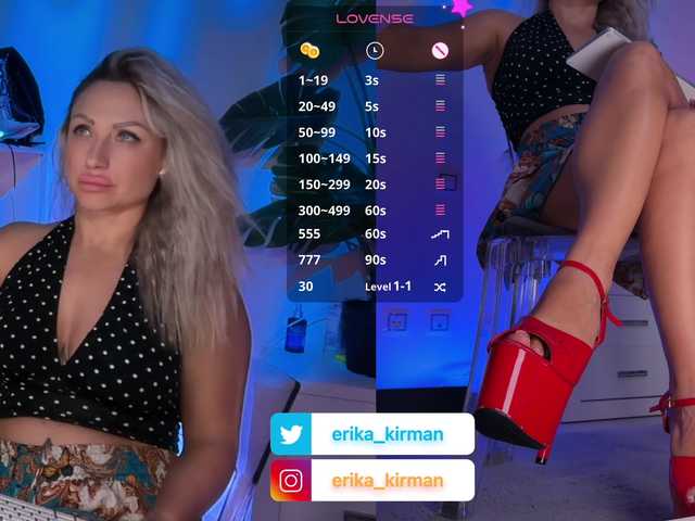 HomePussy1 live cam on BongaCams