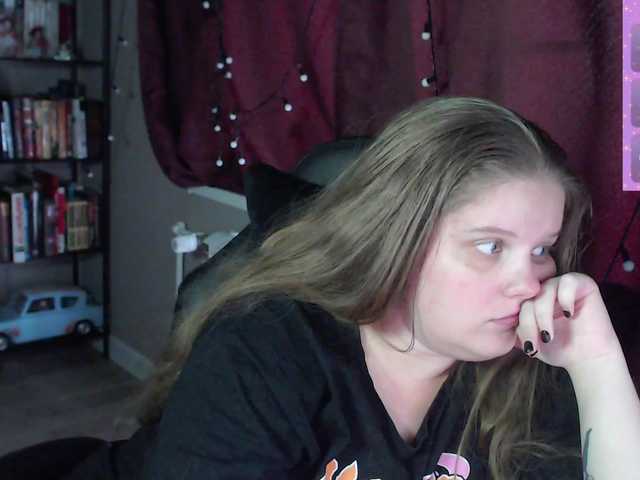 alicepussy live cam on BongaCams