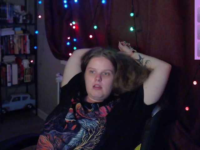 alicepussy live cam on BongaCams