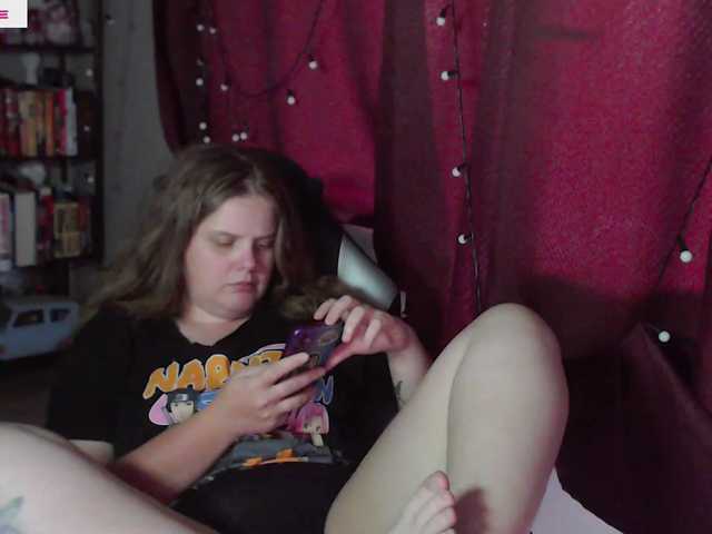 alicepussy live cam on BongaCams
