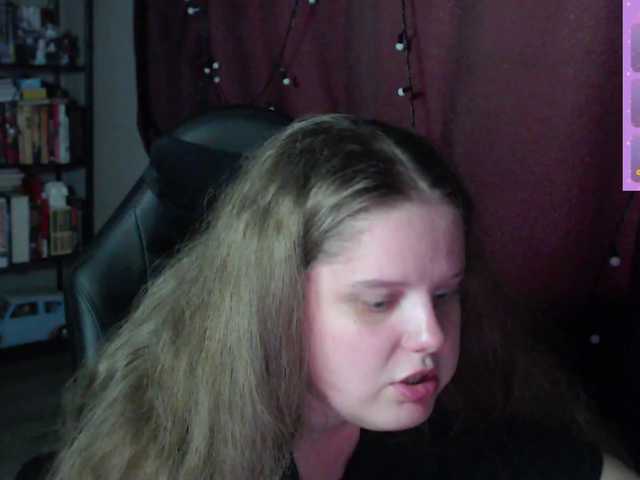 alicepussy live cam on BongaCams