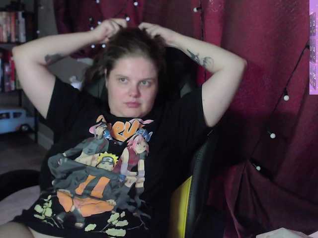 alicepussy live cam on BongaCams