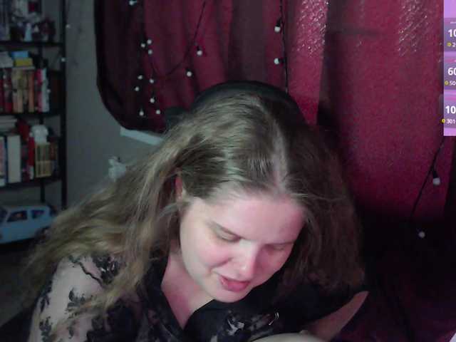 alicepussy live cam on BongaCams