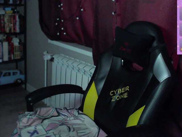 alicepussy live cam on BongaCams