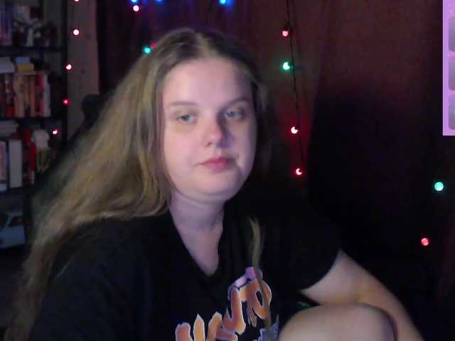 alicepussy live cam on BongaCams