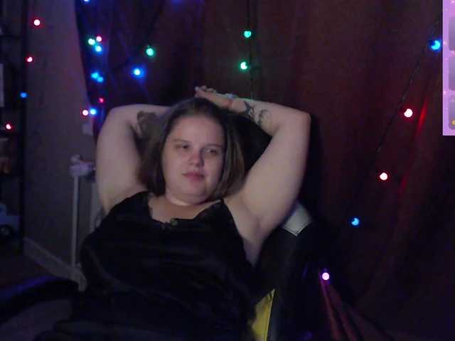 alicepussy live cam on BongaCams