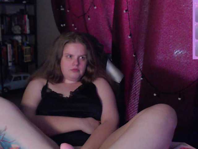 alicepussy live cam on BongaCams